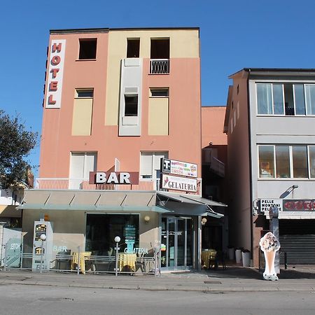 Hotel Mazzocchetti Citta Sant'Angelo Exteriör bild