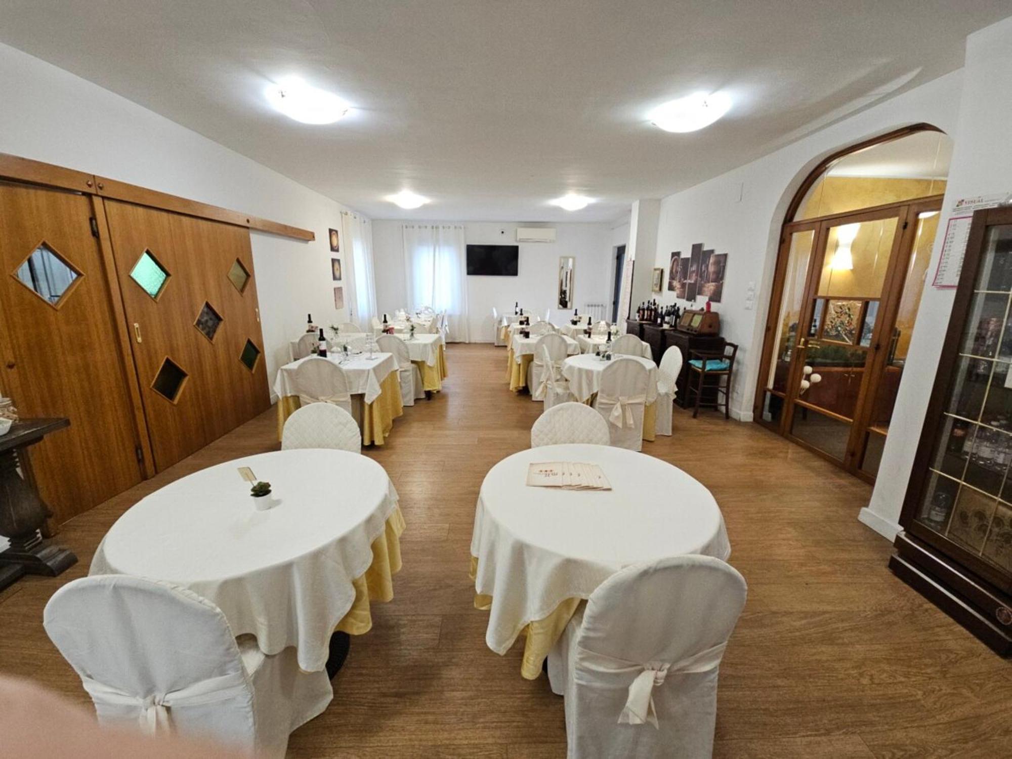 Hotel Mazzocchetti Citta Sant'Angelo Exteriör bild