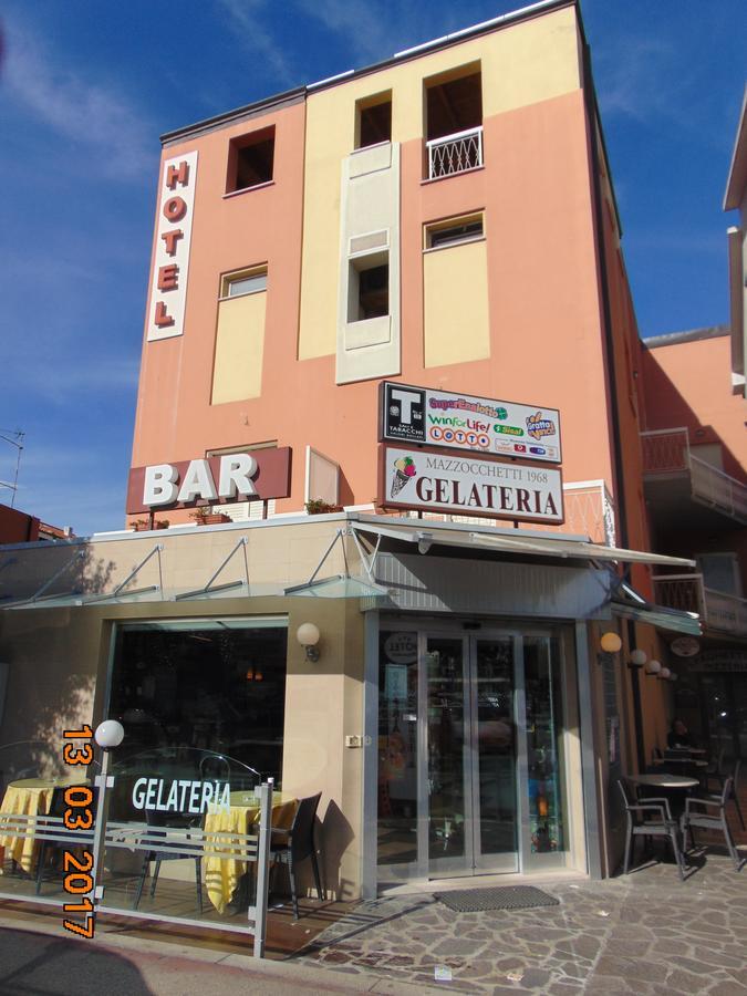 Hotel Mazzocchetti Citta Sant'Angelo Exteriör bild